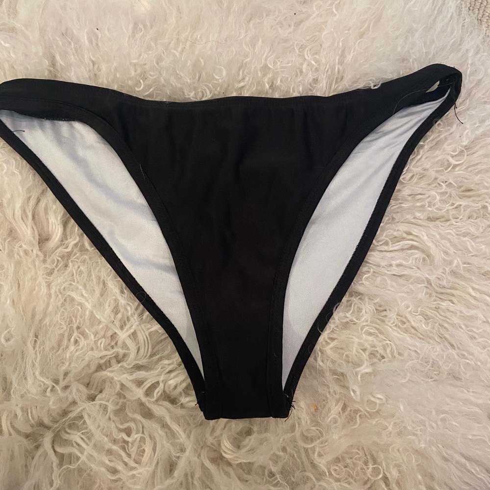 Bottoms swim